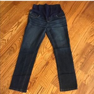 Maternity pants size M.